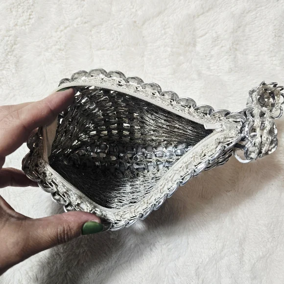 Handmade | Wristlet Clutch - Picture 4 of 4